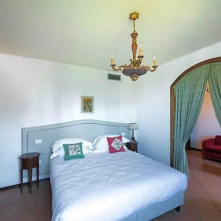 Scacciapensieri Boutique Hotel 4*