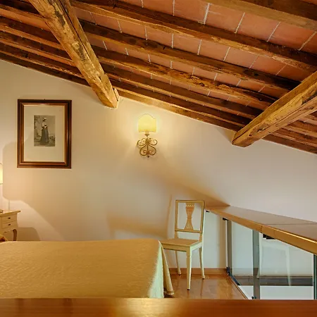 Hotel Scacciapensieri Boutique 4*